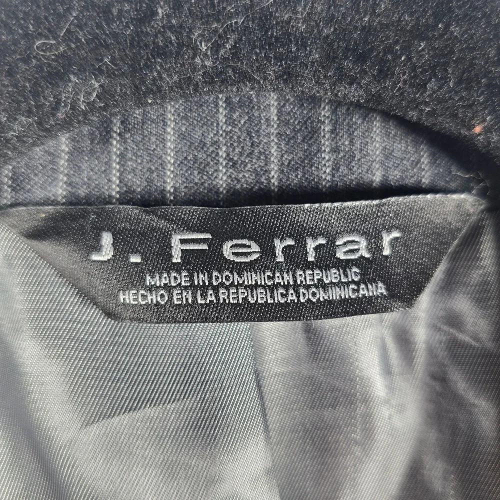 J. Ferrar Wool Pinstripe‎ Suit Set Blazer & Trousers Dark Gray Men's 48R, 37x29